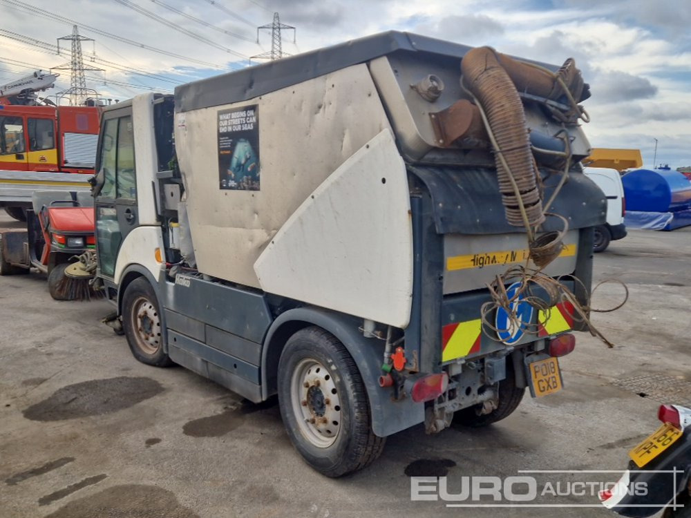 2018 Hako Citymaster 2200 - Balayeuse de voirie: photos 3 2018 Hako Citymaster 2200 - Balayeuse de voirie: photos 3