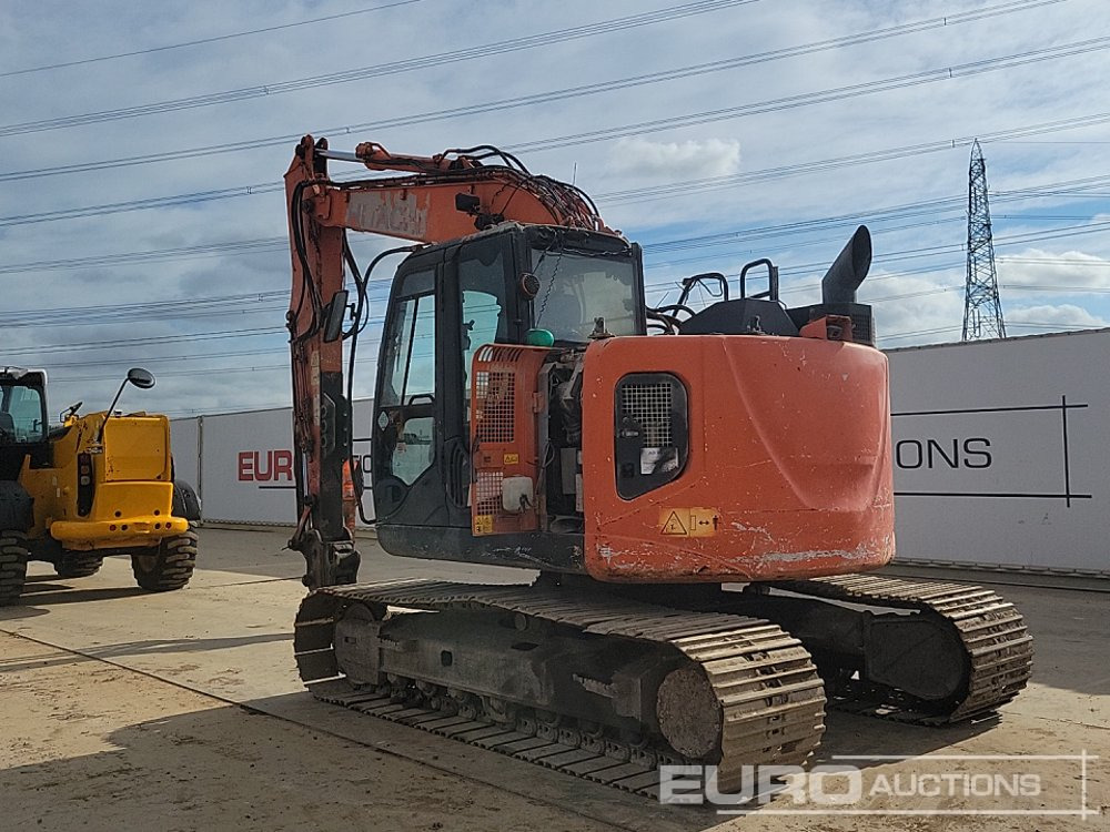 2018 Hitachi ZX135US-6 - Pelle sur chenille: photos 3 2018 Hitachi ZX135US-6 - Pelle sur chenille: photos 3