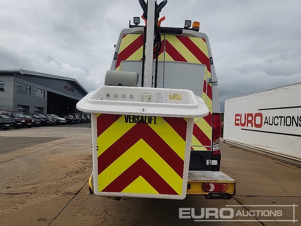 2018 Iveco Daily 70C18 - Camion avec nacelle: photos 4 2018 Iveco Daily 70C18 - Camion avec nacelle: photos 4