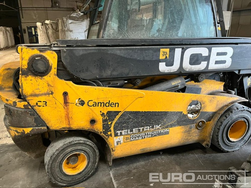 2018 JCB TLT35 - Chariot télescopique: photos 2 2018 JCB TLT35 - Chariot télescopique: photos 2
