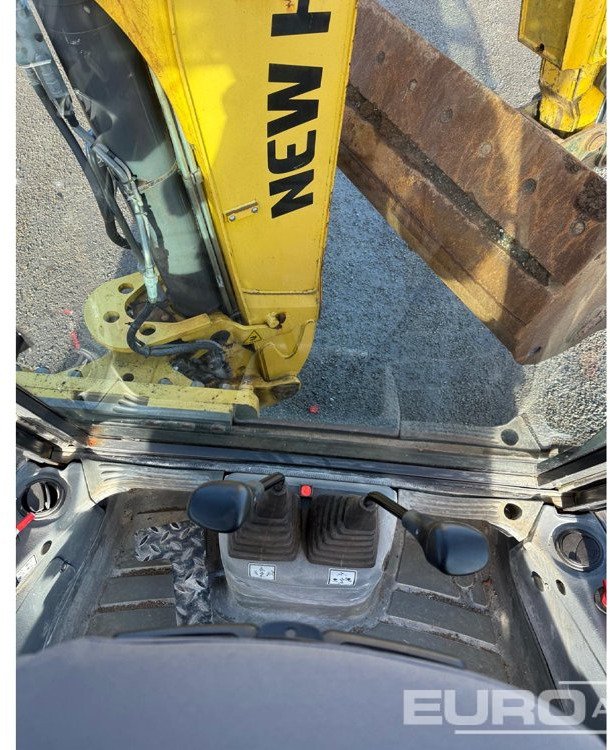 Tractopelle 2018 New Holland B110C: photos 8 Tractopelle 2018 New Holland B110C: photos 8