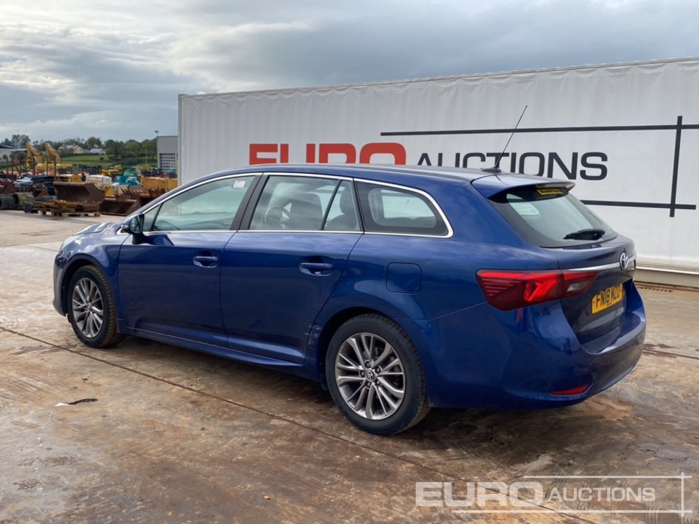 2018 Toyota Avensis - Voiture: photos 3 2018 Toyota Avensis - Voiture: photos 3