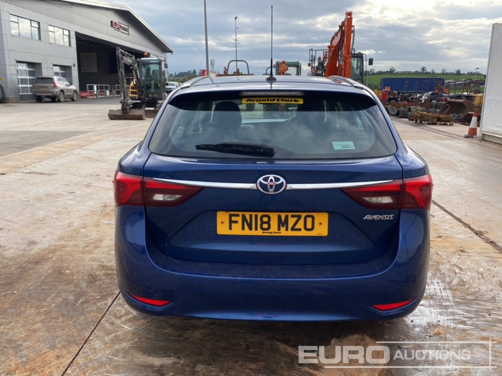 2018 Toyota Avensis - Voiture: photos 4 2018 Toyota Avensis - Voiture: photos 4