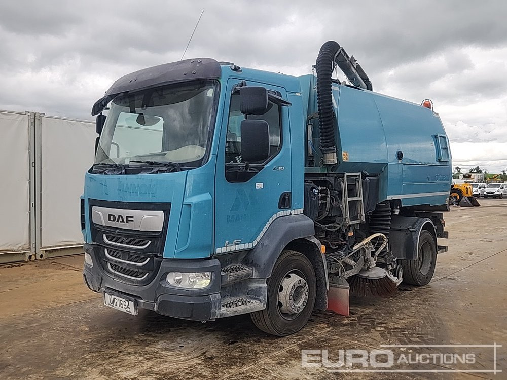 2019 DAF LF 230 - Balayeuse de voirie: photos 1 2019 DAF LF 230 - Balayeuse de voirie: photos 1