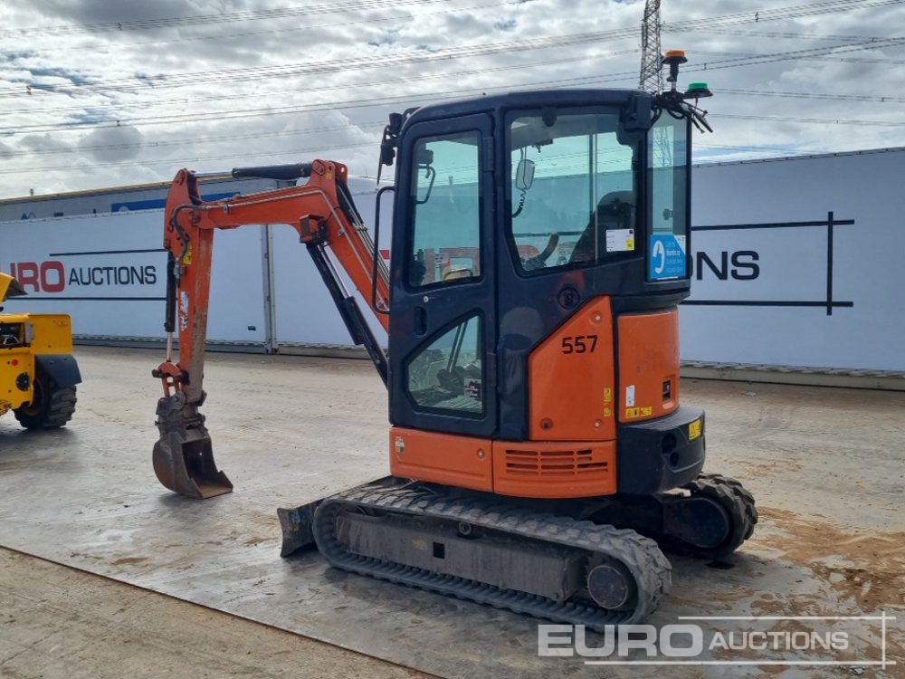 2019 Hitachi ZX26U-5A CLR - Mini pelle: photos 3 2019 Hitachi ZX26U-5A CLR - Mini pelle: photos 3