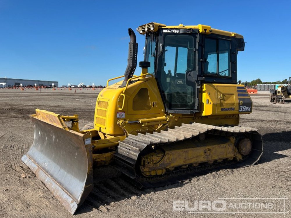 2019 Komatsu D39PX-24 - Bulldozer: photos 1 2019 Komatsu D39PX-24 - Bulldozer: photos 1