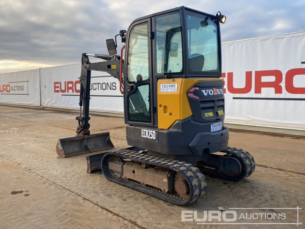 2019 Volvo ECR25D - Mini pelle: photos 3 2019 Volvo ECR25D - Mini pelle: photos 3