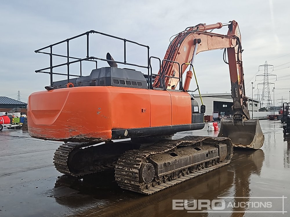 2020 Hitachi ZX350LC-6 - Pelle sur chenille: photos 5 2020 Hitachi ZX350LC-6 - Pelle sur chenille: photos 5