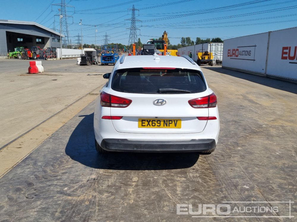 2020 Hyundai I30 - Voiture: photos 4 2020 Hyundai I30 - Voiture: photos 4