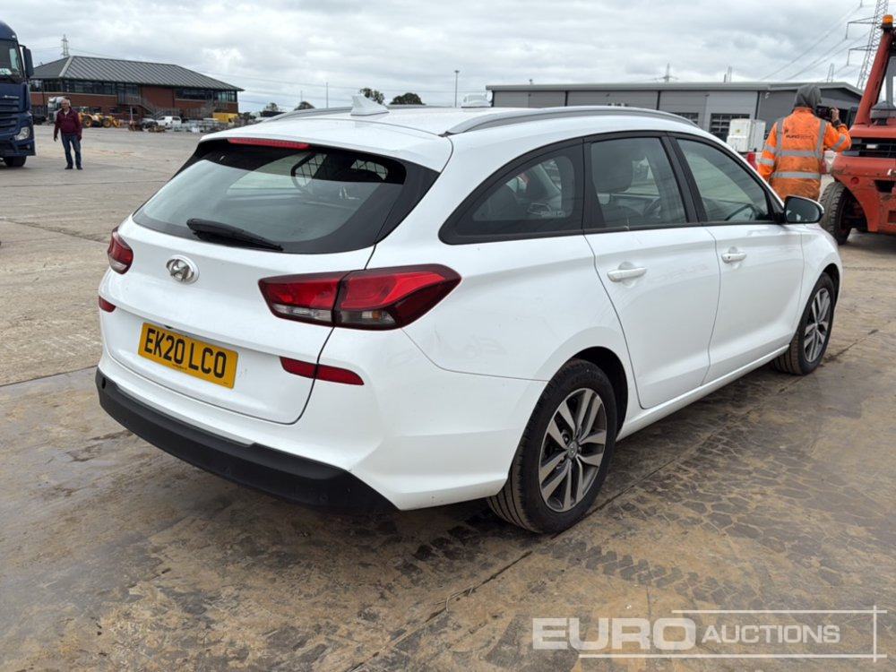 2020 Hyundai I30 - Voiture: photos 5 2020 Hyundai I30 - Voiture: photos 5