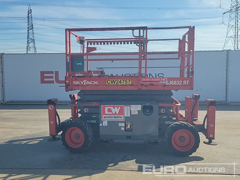 2020 SkyJack SJ6832RT - Nacelle: photos 2 2020 SkyJack SJ6832RT - Nacelle: photos 2