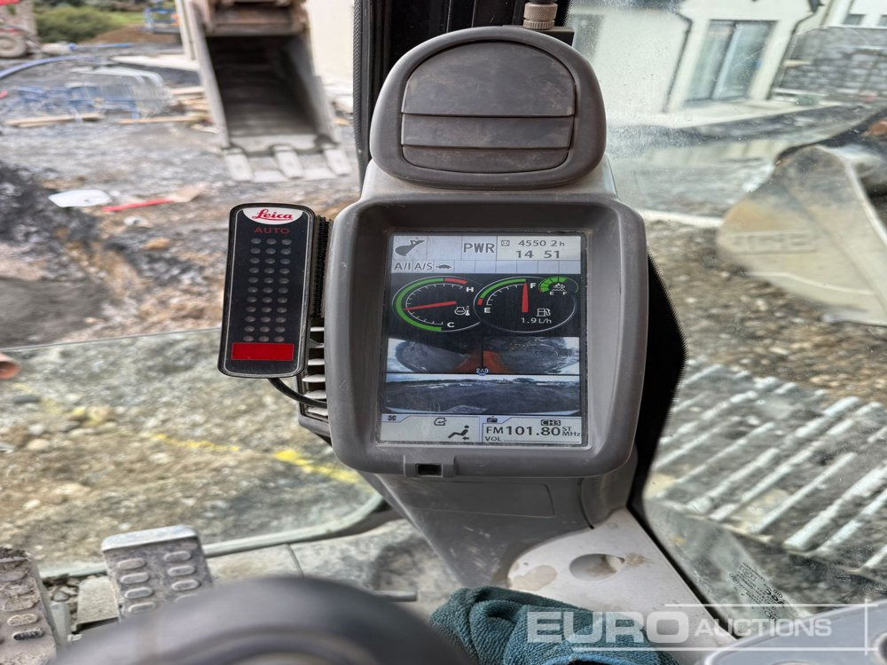 2021 Hitachi ZX225USLC-6 - Pelle sur chenille: photos 4 2021 Hitachi ZX225USLC-6 - Pelle sur chenille: photos 4