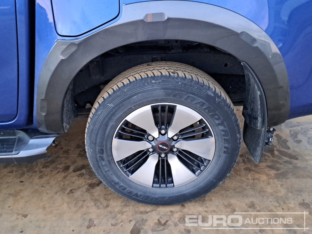 Pick-up 2021 Isuzu D-Max: photos 10