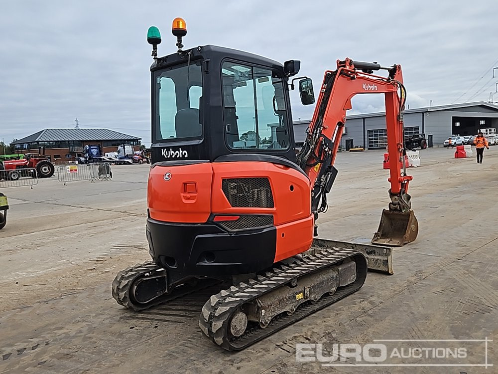 2021 Kubota U36-4 - Mini pelle: photos 5 2021 Kubota U36-4 - Mini pelle: photos 5