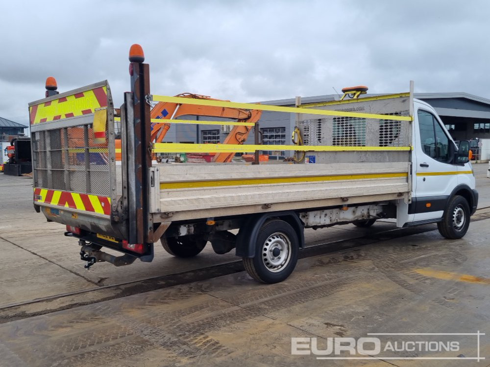 2022 Ford Transit 350 - Utilitaire benne: photos 5 2022 Ford Transit 350 - Utilitaire benne: photos 5