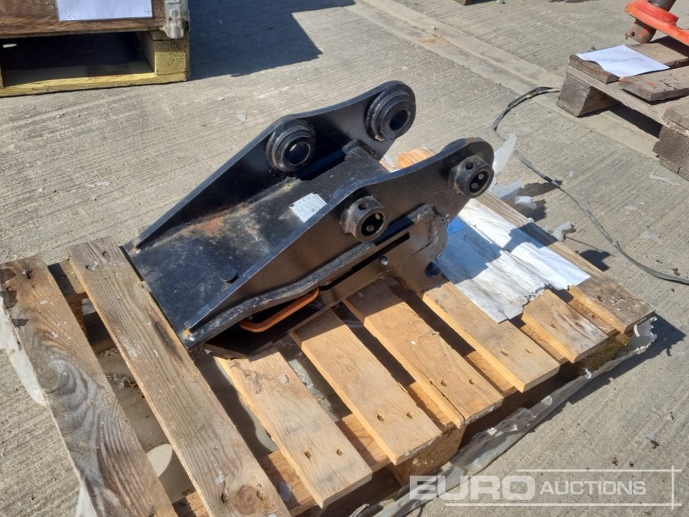 2022 Harford Manual Dedicated QH 35mm Pin to suit Mini Excavator - Attache rapide: photos 3 2022 Harford Manual Dedicated QH 35mm Pin to suit Mini Excavator - Attache rapide: photos 3