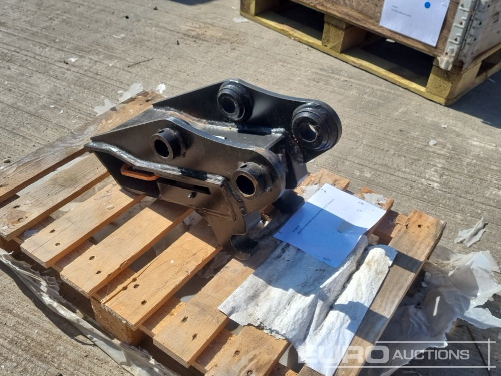 2022 Harford Manual Dedicated QH 35mm Pin to suit Mini Excavator - Attache rapide: photos 4 2022 Harford Manual Dedicated QH 35mm Pin to suit Mini Excavator - Attache rapide: photos 4