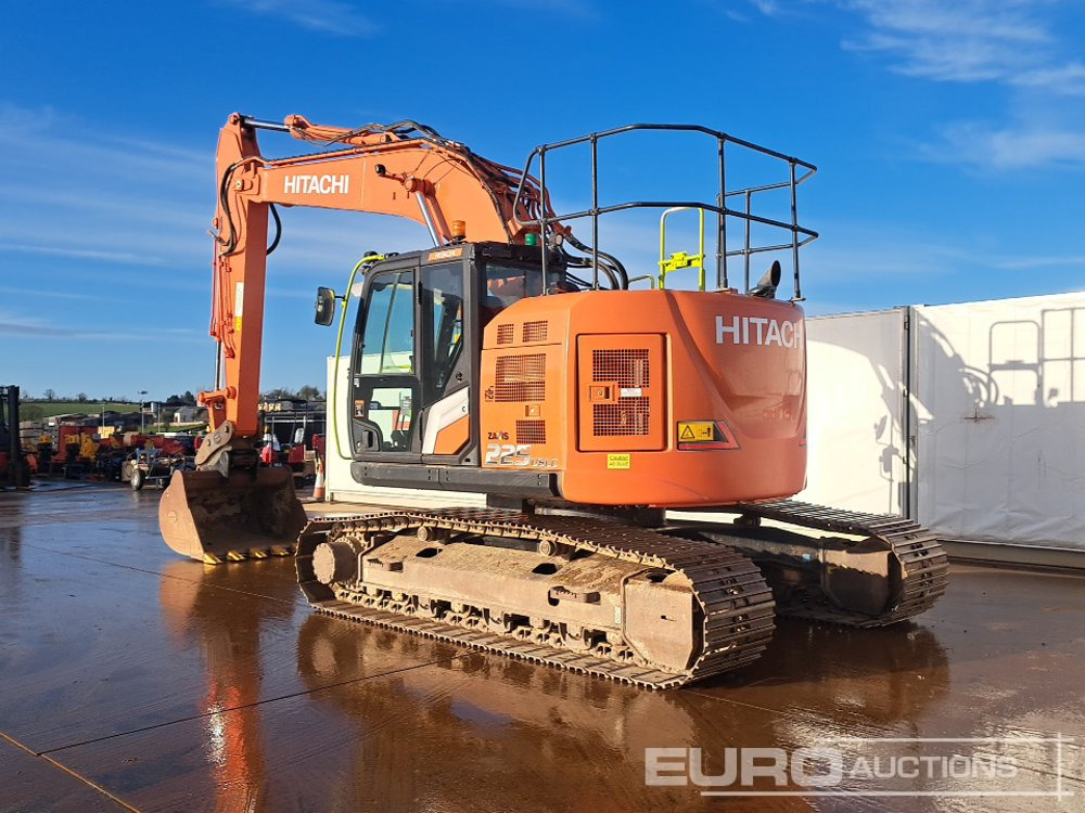 2022 Hitachi ZX225USLC-7 - Pelle sur chenille: photos 3 2022 Hitachi ZX225USLC-7 - Pelle sur chenille: photos 3