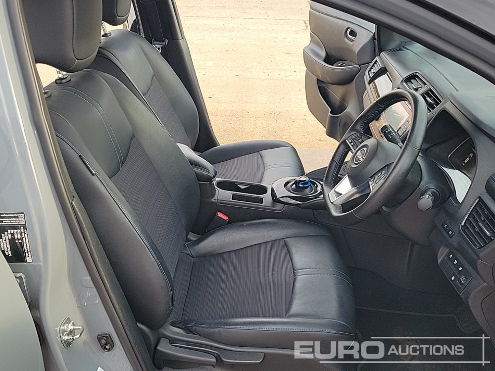 Voiture 2022 Nissan Leaf: photos 39