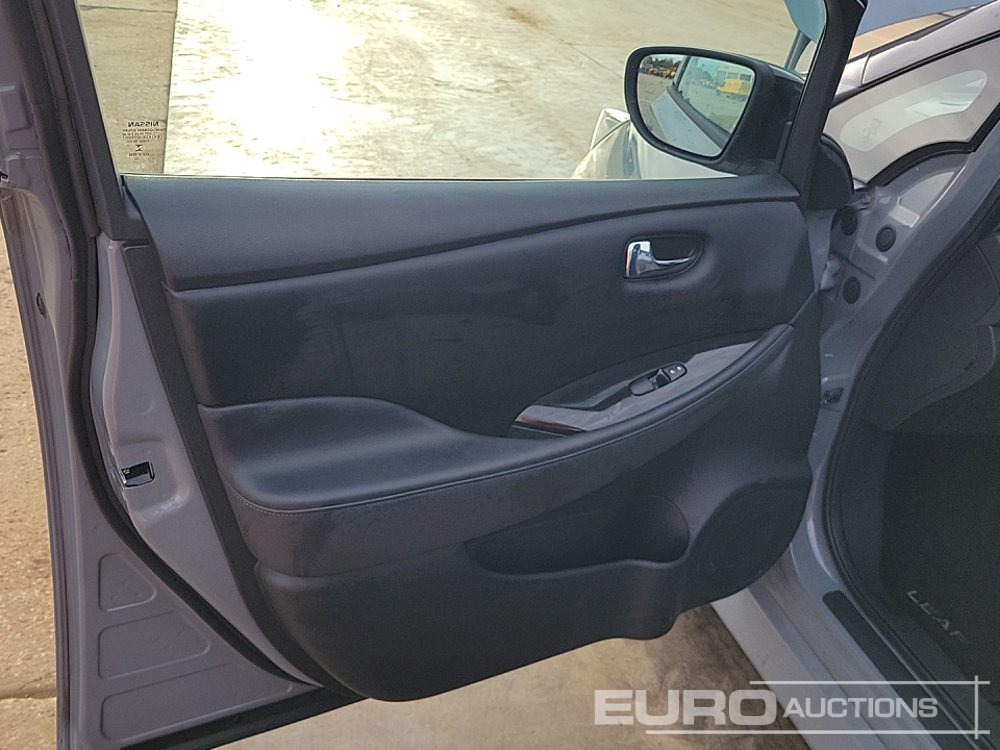 Voiture 2022 Nissan Leaf: photos 38