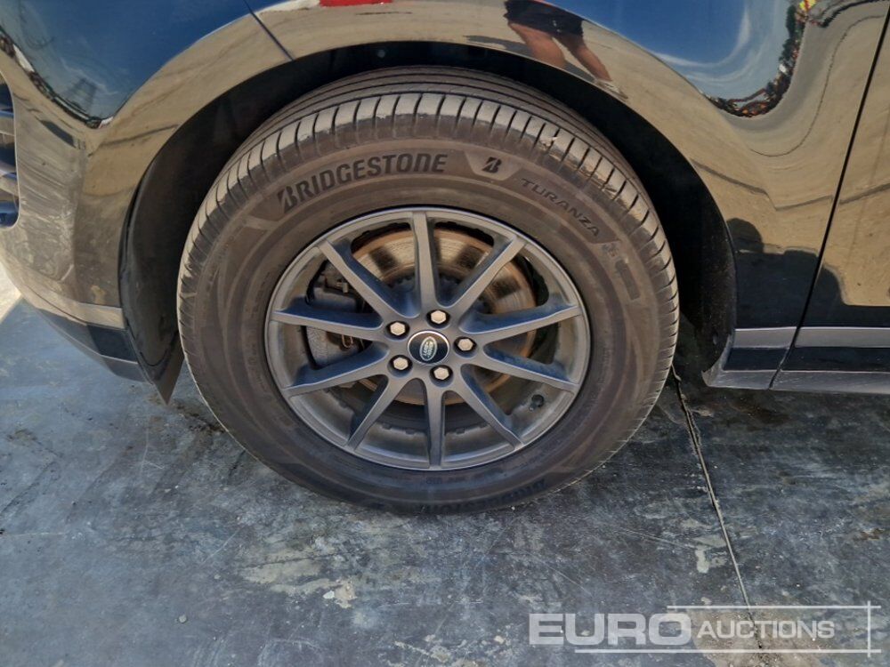 SUV 2022 Range Rover Evoque: photos 12 SUV 2022 Range Rover Evoque: photos 12