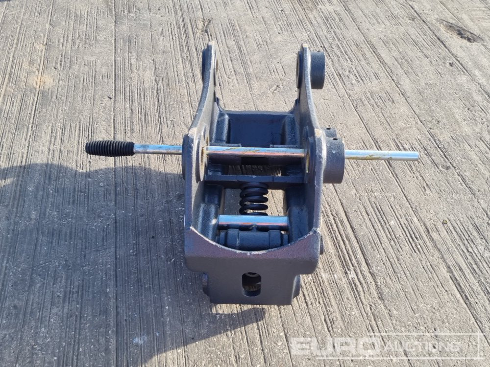 Attache rapide 2023 Manual QH 45mm Pin to suit 4-6 Ton Excavator: photos 8 Attache rapide 2023 Manual QH 45mm Pin to suit 4-6 Ton Excavator: photos 8