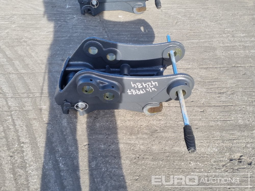 2023 Manual QH 45mm Pin to suit 4-6 Ton Excavator - Attache rapide: photos 2 2023 Manual QH 45mm Pin to suit 4-6 Ton Excavator - Attache rapide: photos 2