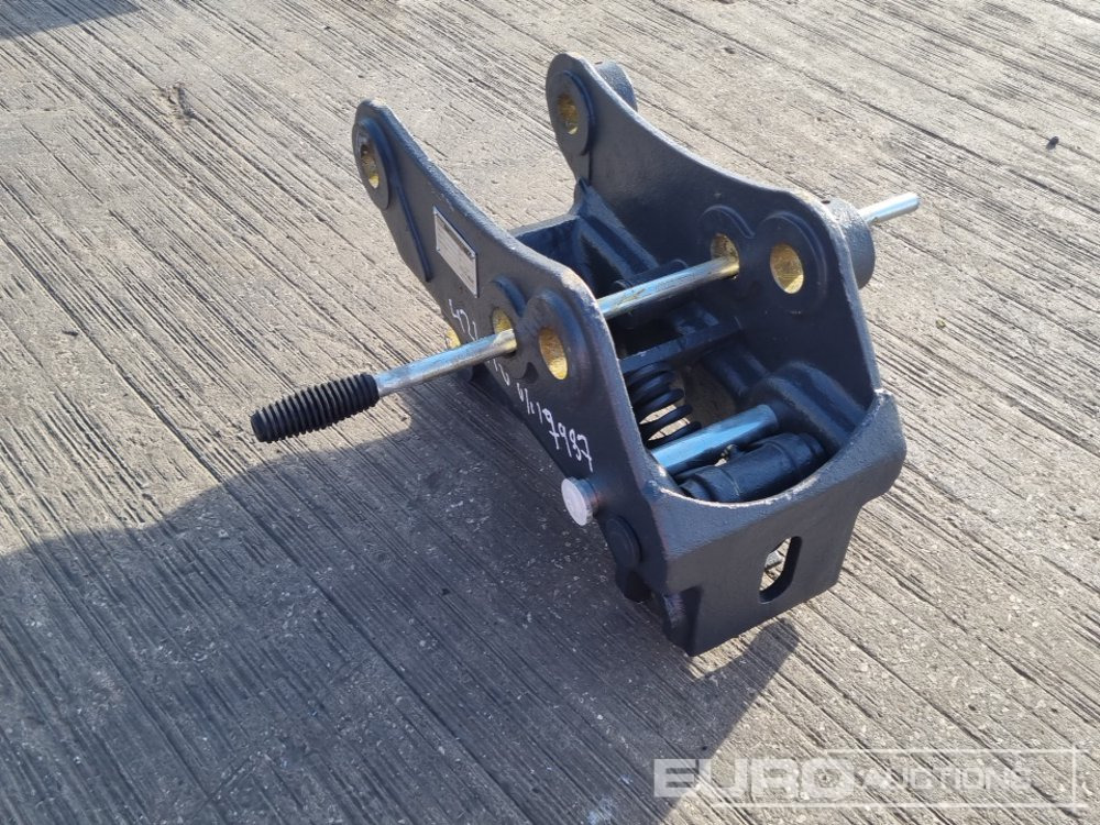 Attache rapide 2023 Manual QH 45mm Pin to suit 4-6 Ton Excavator: photos 7 Attache rapide 2023 Manual QH 45mm Pin to suit 4-6 Ton Excavator: photos 7