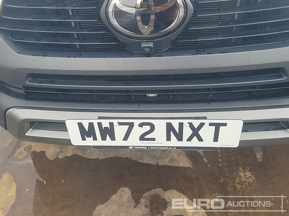 Pick-up 2023 Toyota Hilux: photos 41