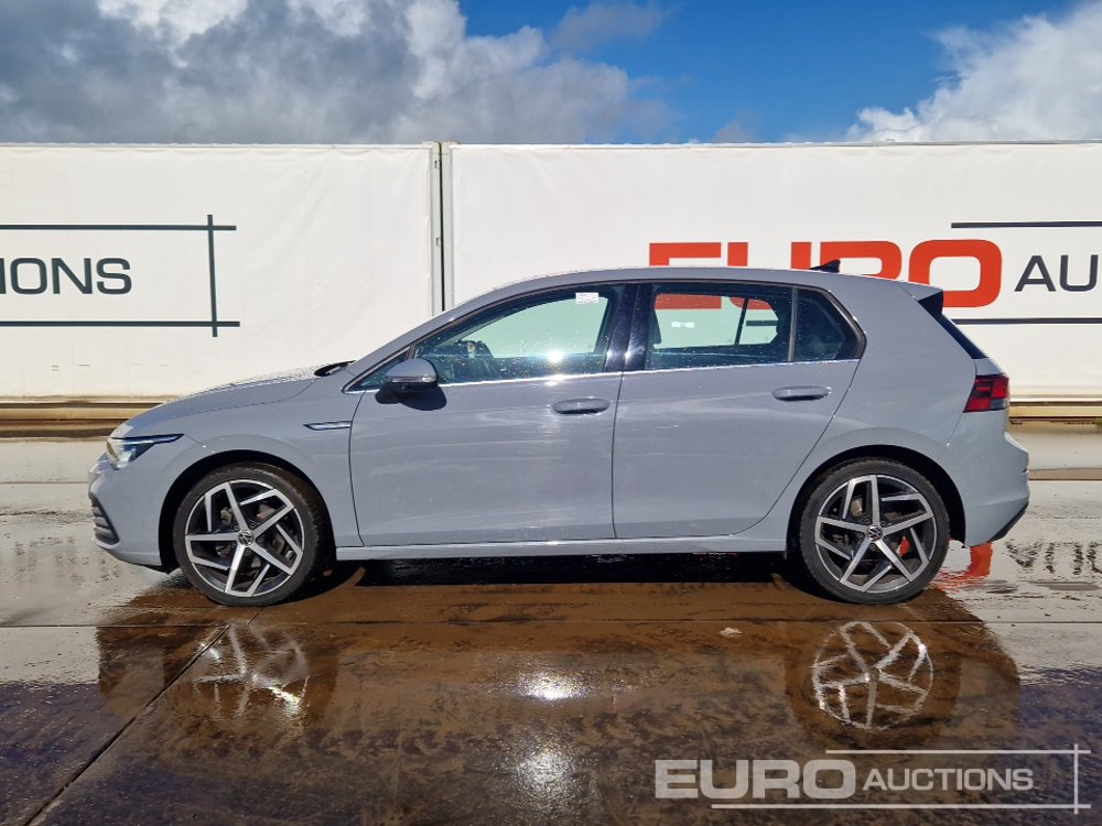 2023 Volkswagen Golf - Voiture: photos 2 2023 Volkswagen Golf - Voiture: photos 2