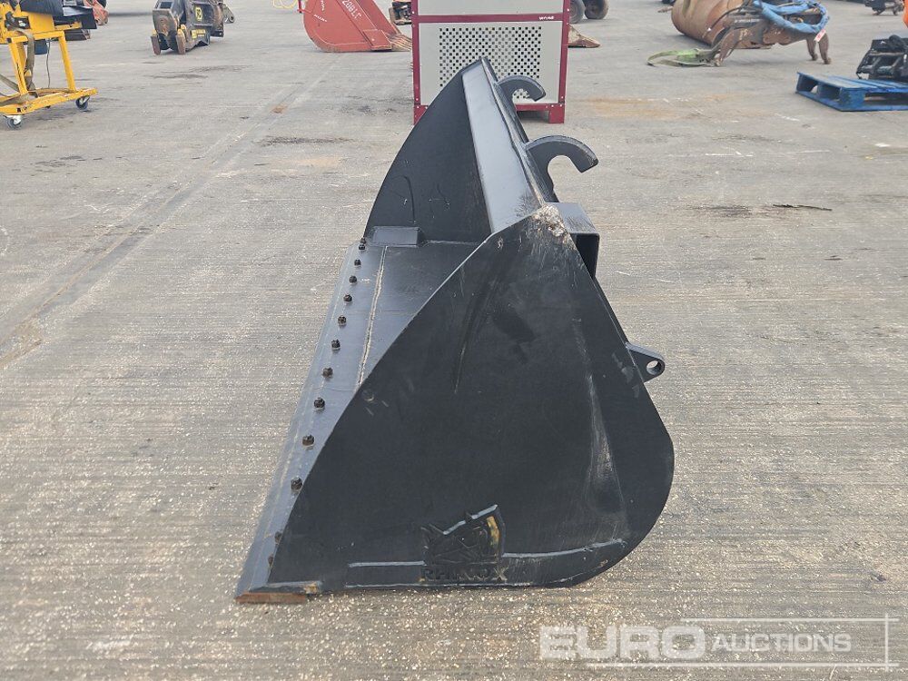 2026 Rhinox 90" Loading Bucket to suit Telehandler - Godet: photos 2 2026 Rhinox 90" Loading Bucket to suit Telehandler - Godet: photos 2