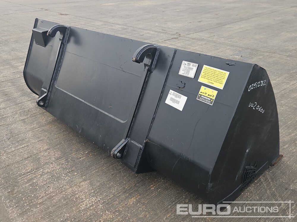 2026 Rhinox 90" Loading Bucket to suit Telehandler - Godet: photos 5 2026 Rhinox 90" Loading Bucket to suit Telehandler - Godet: photos 5