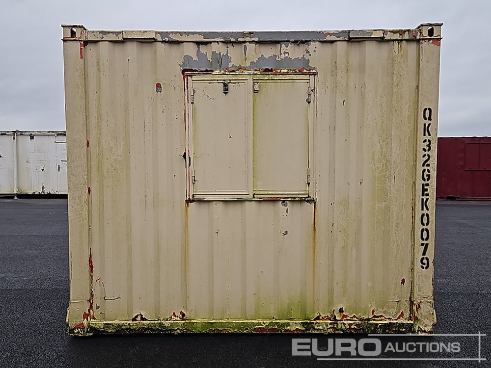30' x 9' Containerised Office (Cannot Be Reconsigned) - Conteneur maritime: photos 2 30' x 9' Containerised Office (Cannot Be Reconsigned) - Conteneur maritime: photos 2