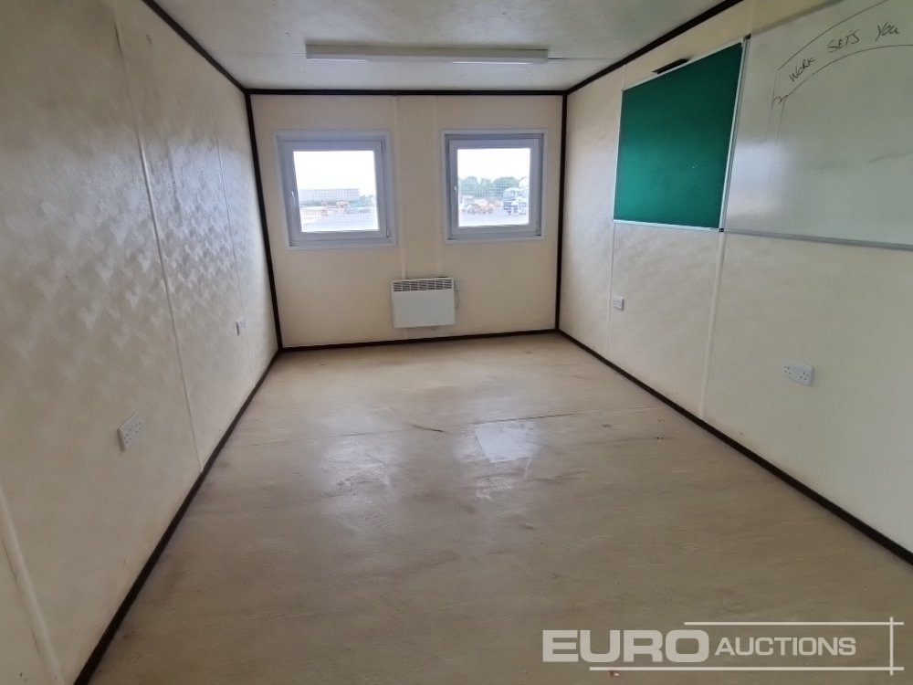 Conteneur maritime 32' x 10' Canteen, WC (Cannot Be Reconsigned): photos 10