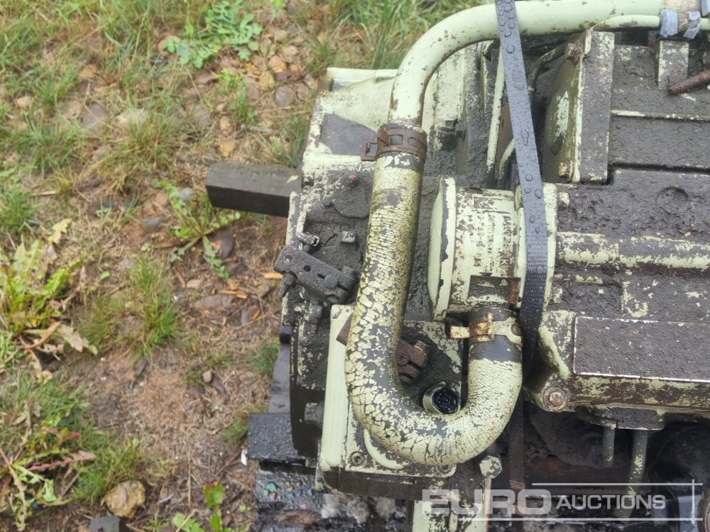 Moteur 4 Cylinder Engine: photos 14
