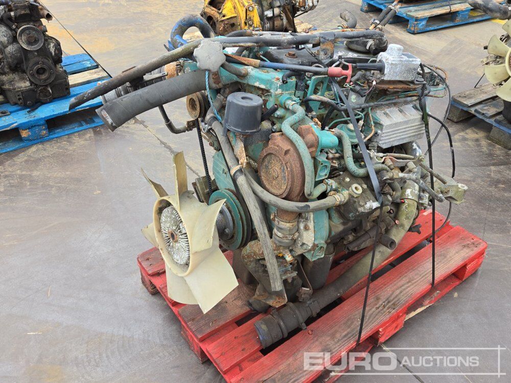 4 Cylinder Engine - Moteur: photos 1 4 Cylinder Engine - Moteur: photos 1