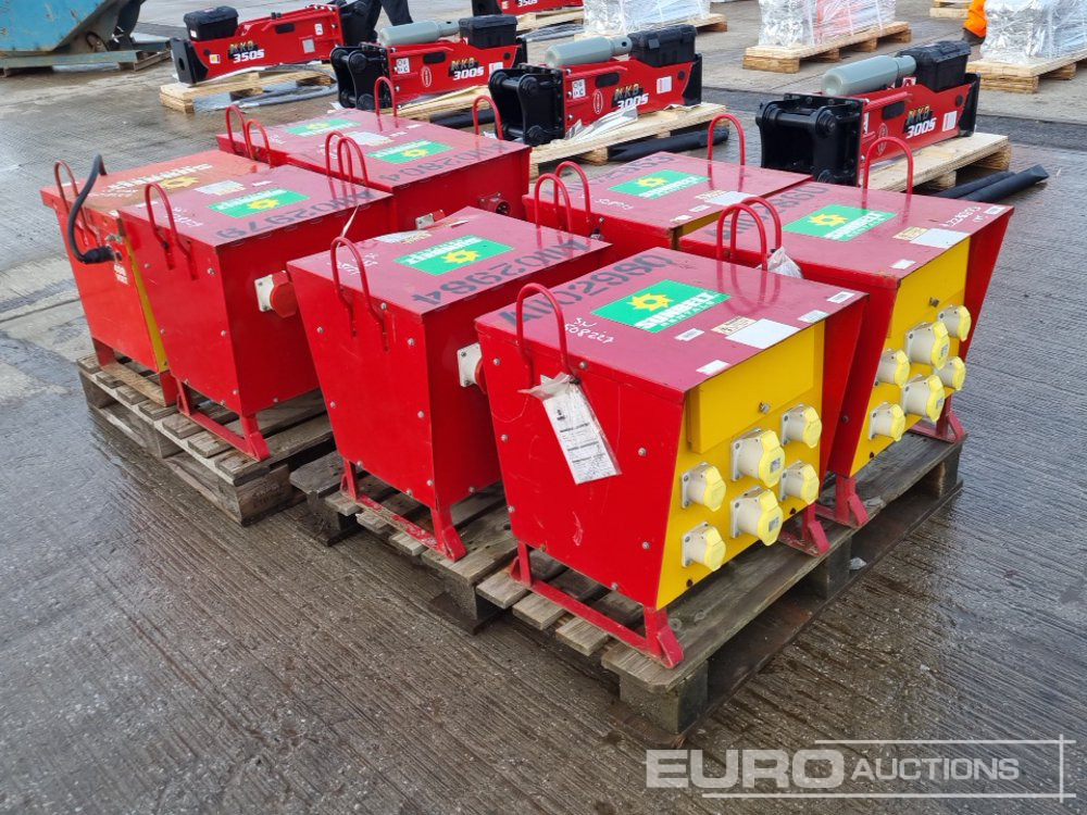 400 Volt Transformer (8 of) - Matériel de chantier: photos 3 400 Volt Transformer (8 of) - Matériel de chantier: photos 3