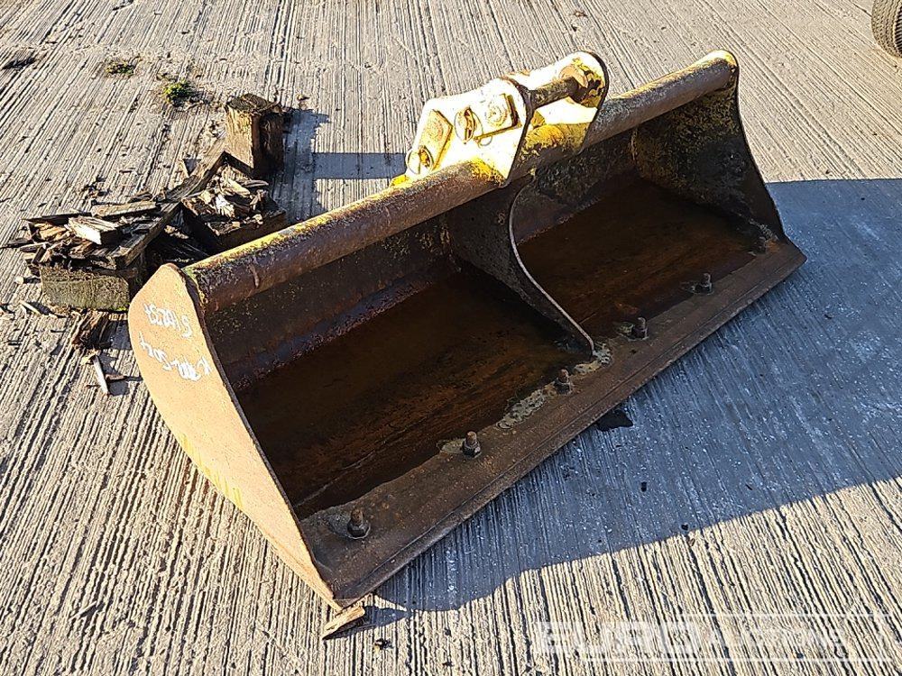 48" Ditching Bucket 30mm Pin to suit Mini Exavator - Godet: photos 1 48" Ditching Bucket 30mm Pin to suit Mini Exavator - Godet: photos 1