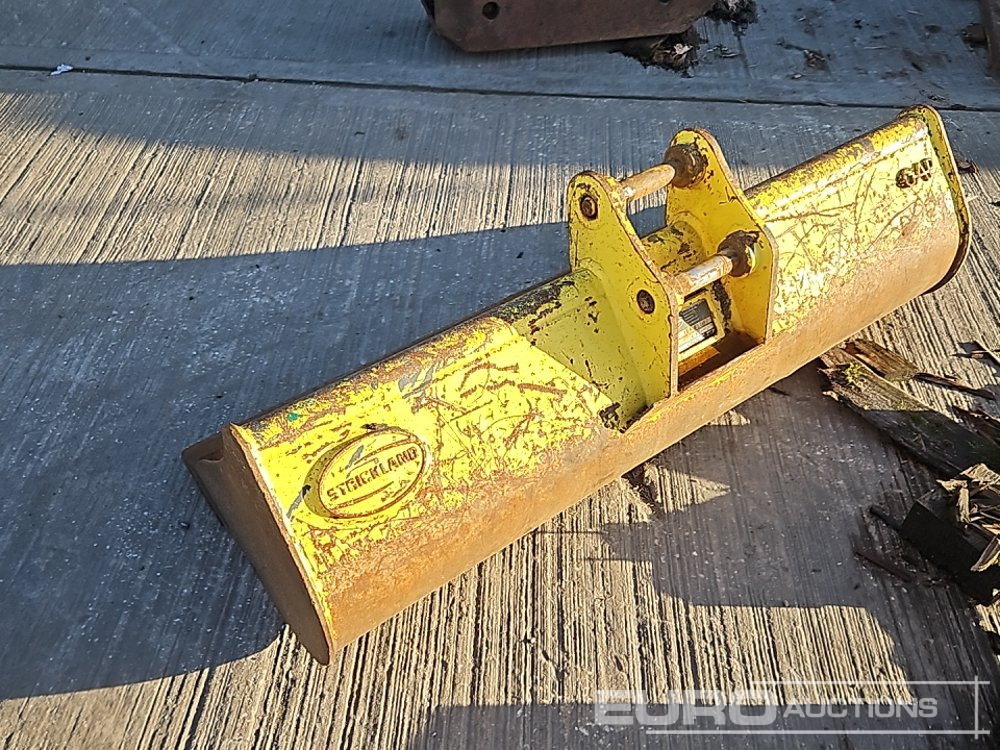 48" Ditching Bucket 30mm Pin to suit Mini Exavator - Godet: photos 5 48" Ditching Bucket 30mm Pin to suit Mini Exavator - Godet: photos 5