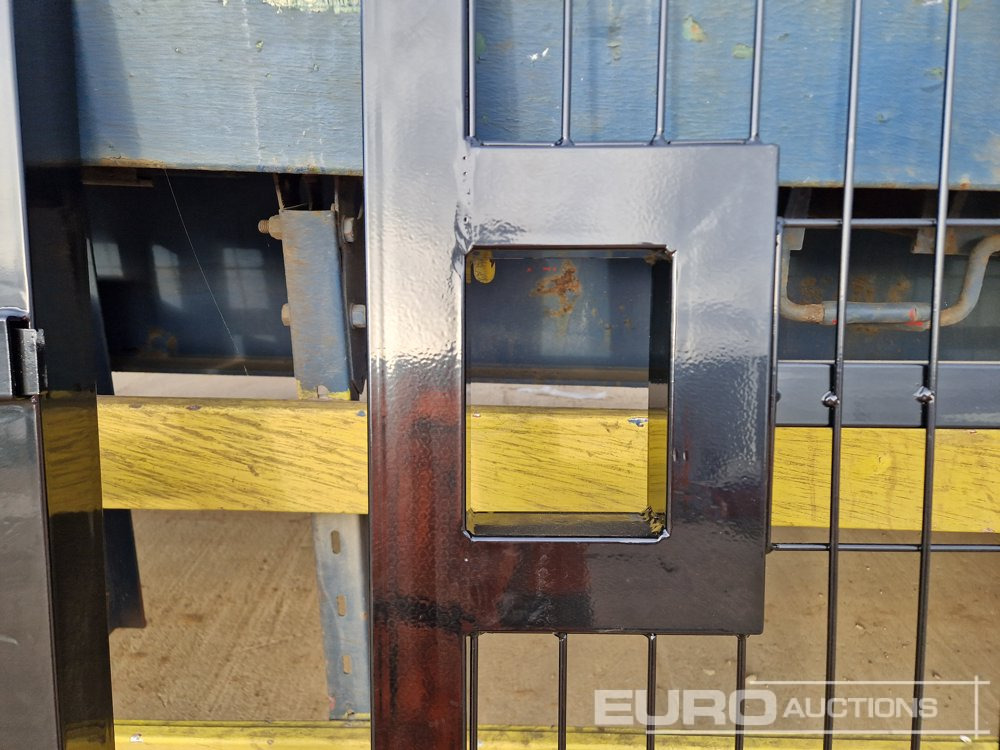 4m x 2.3m Heavy Duty Galvanized Powder Coated Gate (2 of), 100mm x 100mm Post (2 of), Assembly Kit (Black) - Matériel de chantier: photos 4 4m x 2.3m Heavy Duty Galvanized Powder Coated Gate (2 of), 100mm x 100mm Post (2 of), Assembly Kit (Black) - Matériel de chantier: photos 4