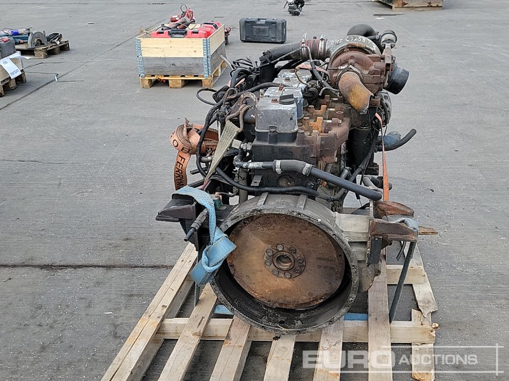 6 Cylinder Engine - Moteur: photos 4 6 Cylinder Engine - Moteur: photos 4