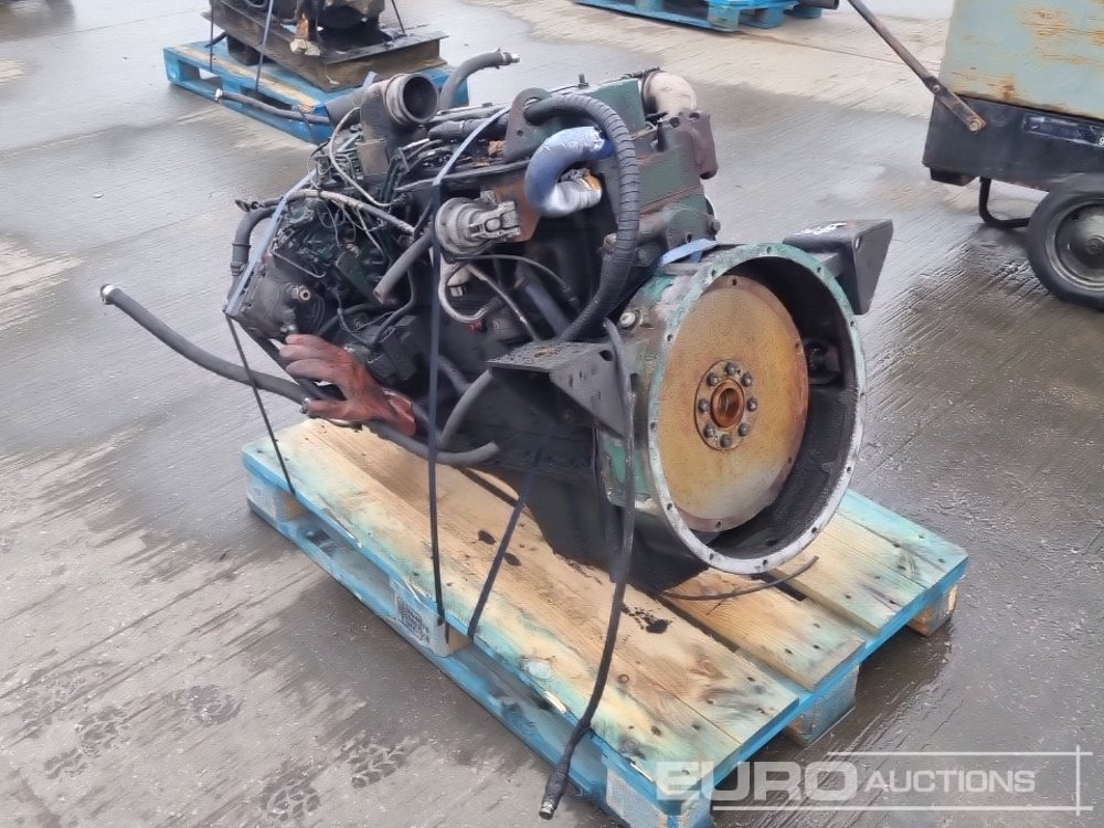 6 Cylinder Engine - Moteur: photos 1 6 Cylinder Engine - Moteur: photos 1