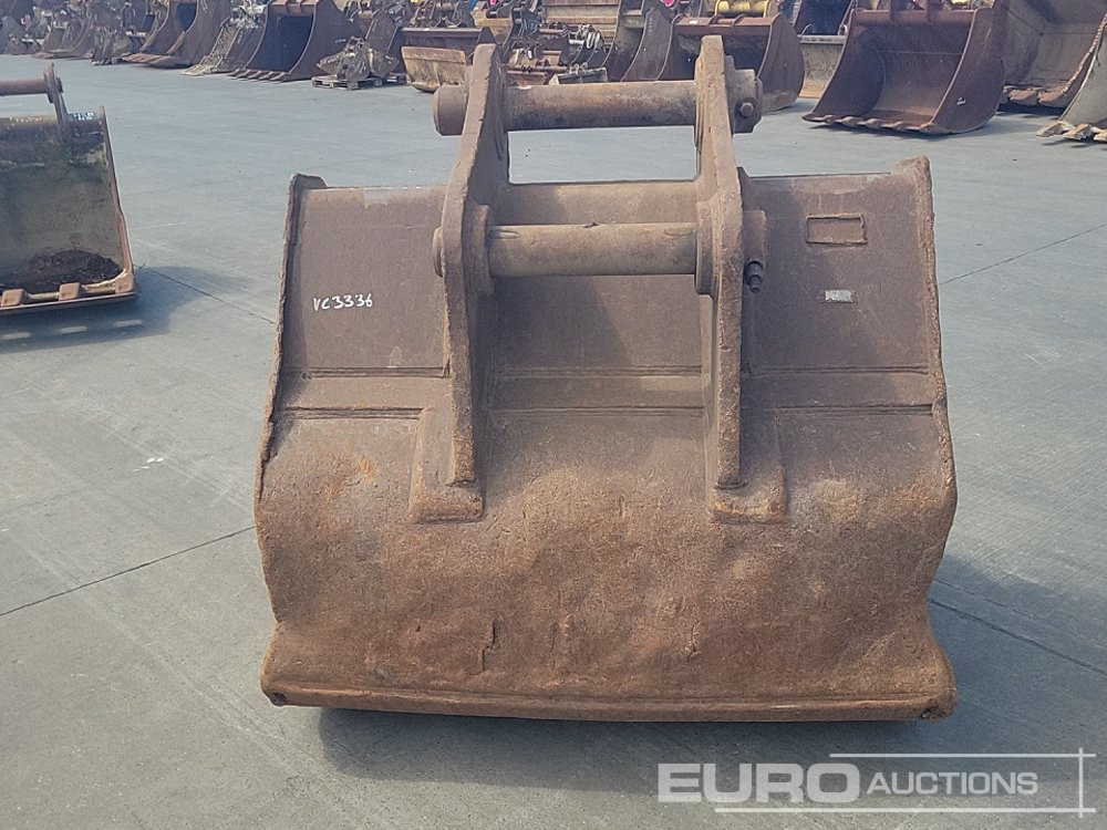 60" Digging Bucket 100mm Pin to suit 40 Ton Excavator - Godet: photos 4 60" Digging Bucket 100mm Pin to suit 40 Ton Excavator - Godet: photos 4