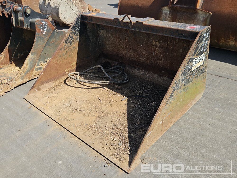 60" Loading Bucket to suit Telehandler - Godet: photos 1 60" Loading Bucket to suit Telehandler - Godet: photos 1