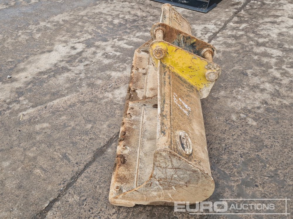 60" Strickland Ditching Bucket 45mm Pin to suit 4-6 Ton Excavator - Godet: photos 2 60" Strickland Ditching Bucket 45mm Pin to suit 4-6 Ton Excavator - Godet: photos 2