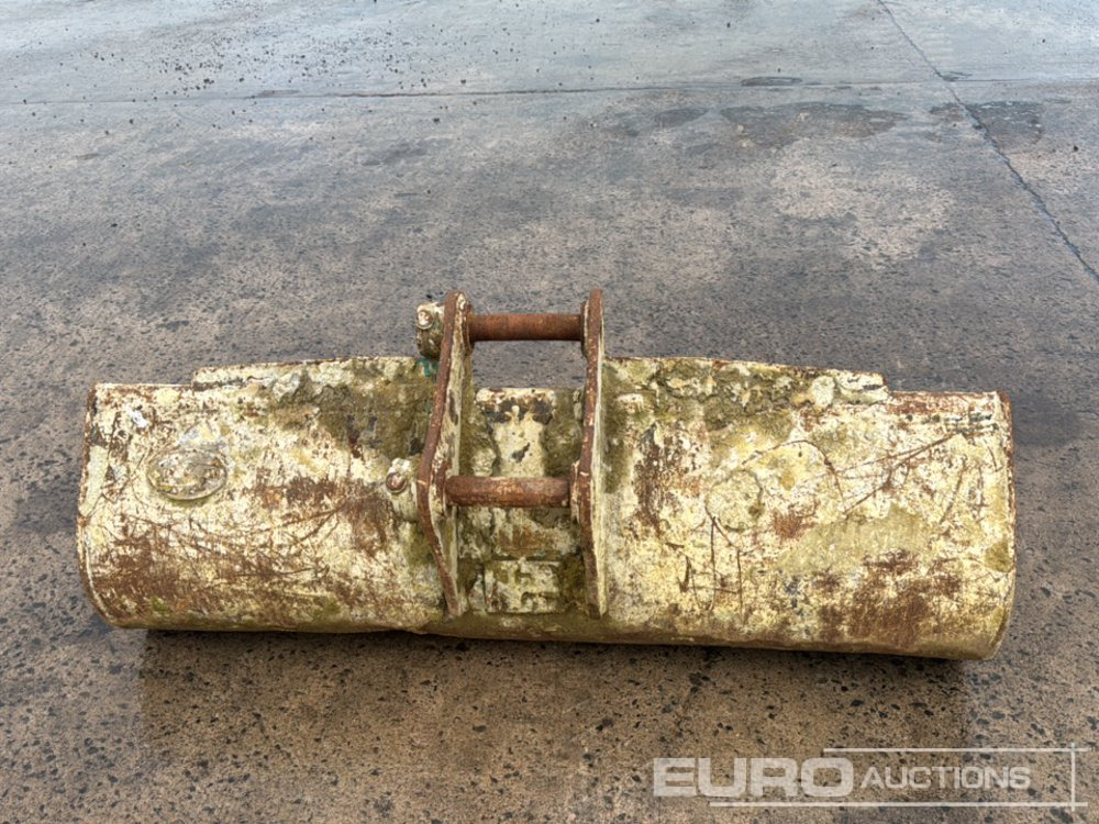 60" Strickland Ditching Bucket 45mm Pin to suit 4-6 Ton Excavator - Godet: photos 3 60" Strickland Ditching Bucket 45mm Pin to suit 4-6 Ton Excavator - Godet: photos 3