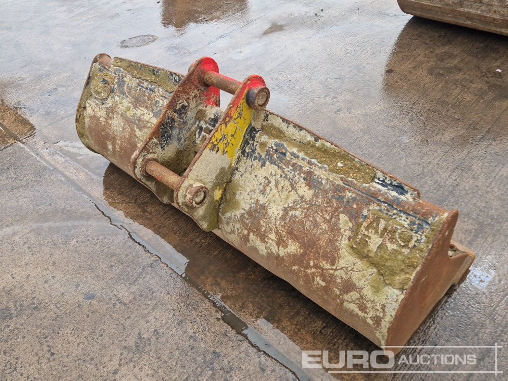 60" Strickland Ditching Bucket 45mm Pin to suit 4-6 Ton Excavator - Godet: photos 5 60" Strickland Ditching Bucket 45mm Pin to suit 4-6 Ton Excavator - Godet: photos 5