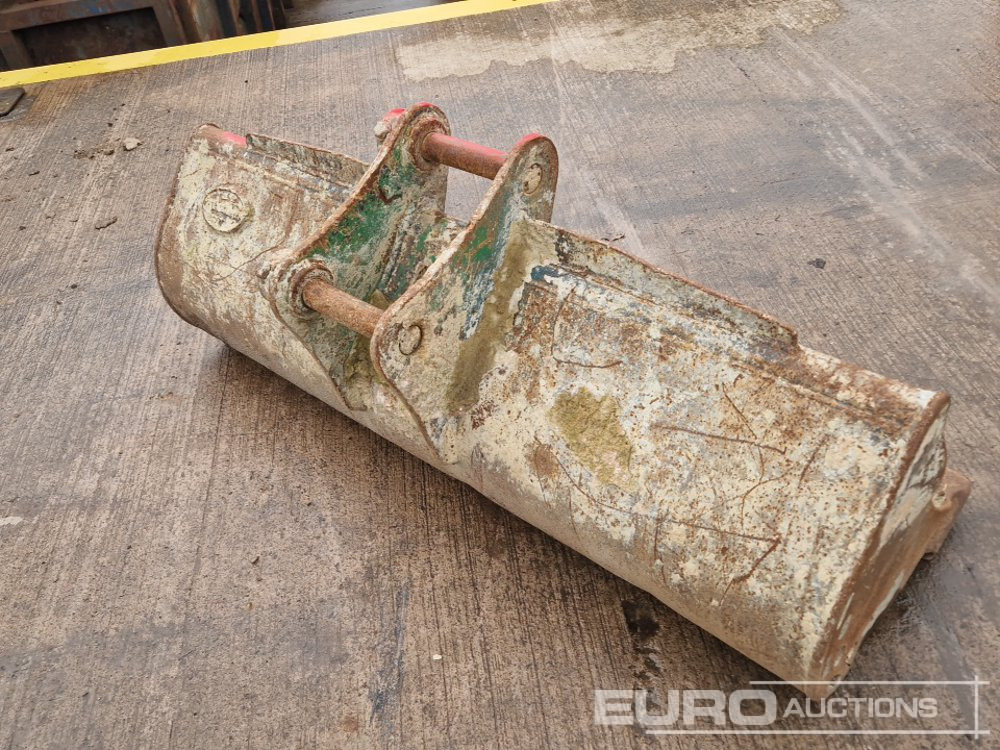 60" Strickland Ditching Bucket 45mm Pin to suit 4-6 Ton Excavator - Godet: photos 5 60" Strickland Ditching Bucket 45mm Pin to suit 4-6 Ton Excavator - Godet: photos 5