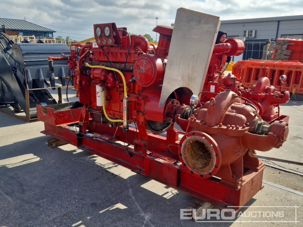 7.5" Waterpump, 6 Cylinder Engine - Pompe à eau: photos 3 7.5" Waterpump, 6 Cylinder Engine - Pompe à eau: photos 3