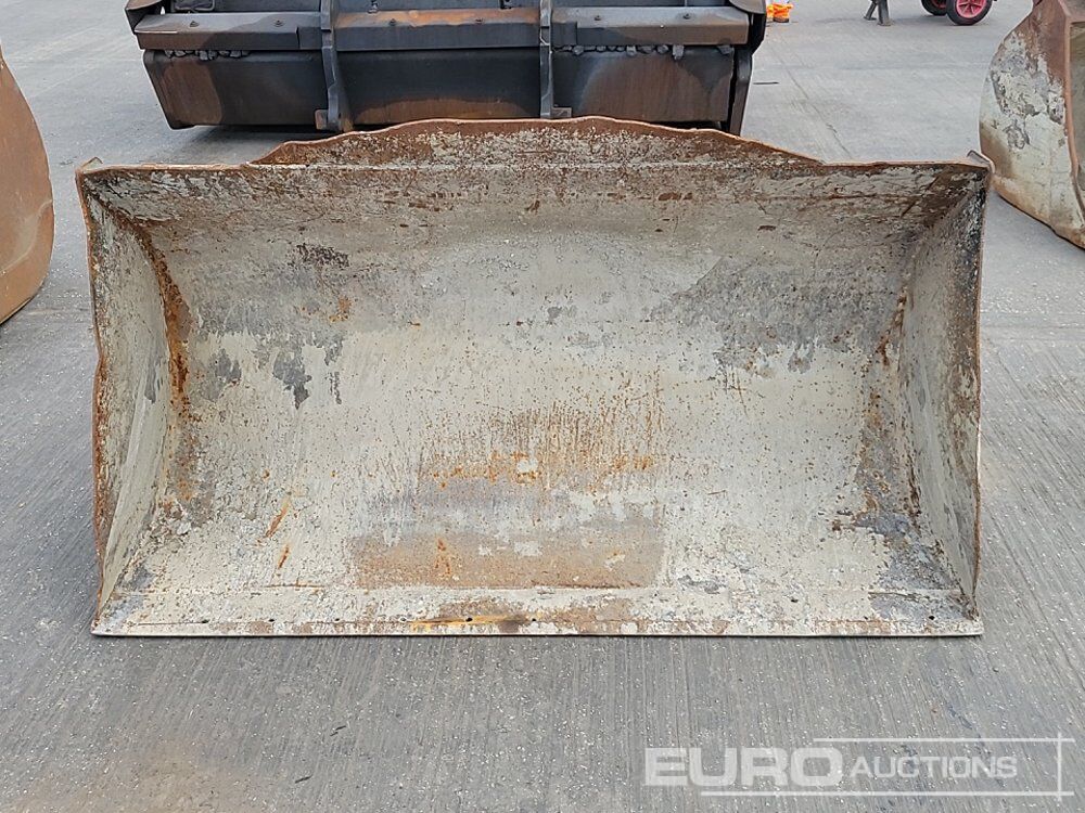 Godet 70" Loading Bucket to suit Telehandler: photos 8 Godet 70" Loading Bucket to suit Telehandler: photos 8